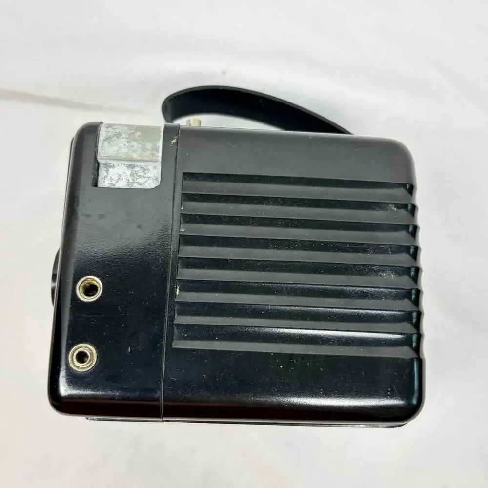 VTG Kodak Brownie Hawkeye Camera Flash Model, Kodak 620 Film - not working